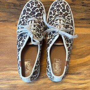Keds Leopard Print Canvas Sneakers in Brown and Black size 6M